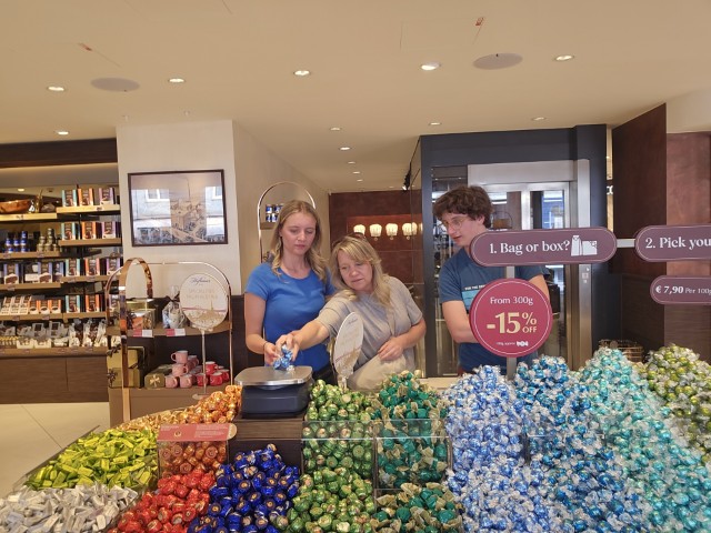 Vienna Lindor Chocolate Store