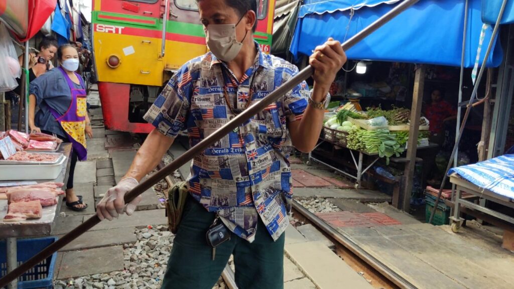 Railroad Market Thailand