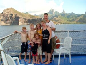 Read more about the article Aranui 3 Day 12: Saying Goodbye to the Marquesas, One Flower Stone at a Time