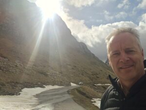 Read more about the article Day 23 — Snowdrifts, Farm Breakfast, Pilgrims, Bricks, Pasta, and Ice Cream